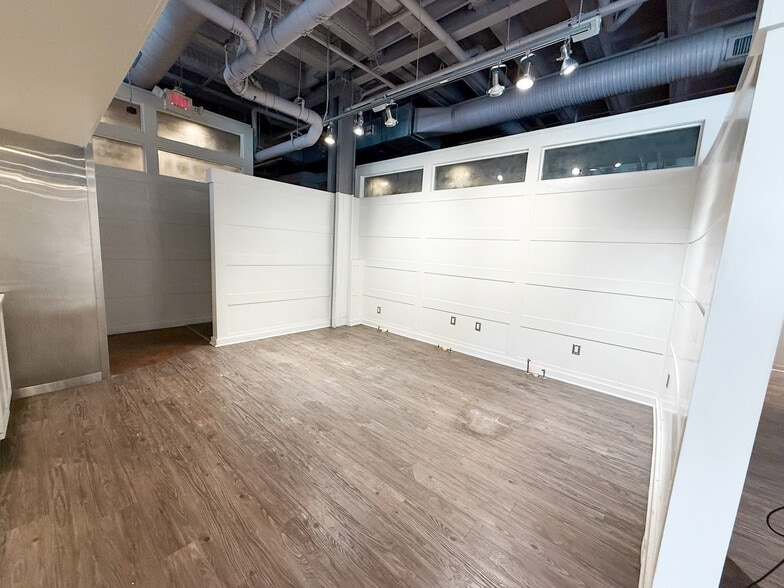 More Photos Of 275 S 4th St, Columbus Apartments For Sale