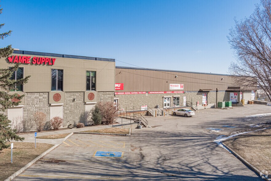 Primary Photo Of 5760 9th St SE, Calgary Warehouse For Lease