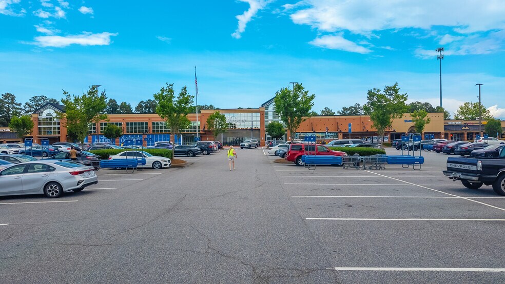 More Photos Of 12460 Crabapple Rd, Roswell Unknown For Lease