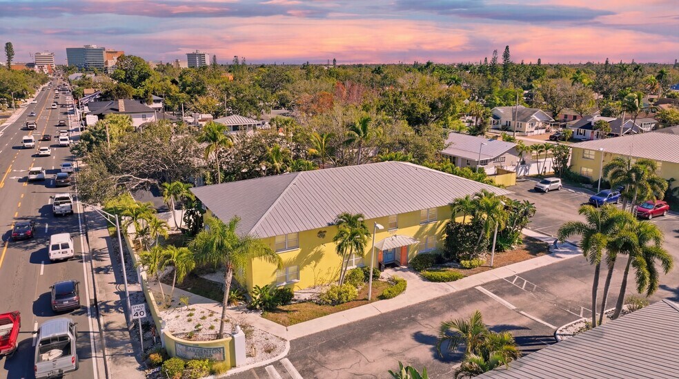 More Photos Of 2309 Manatee Ave W, Bradenton Apartments For Sale