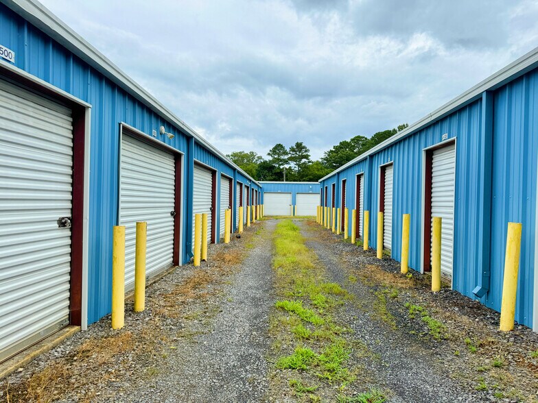 More Photos Of 5272 Highway 225 N, Chatsworth Self Storage For Sale