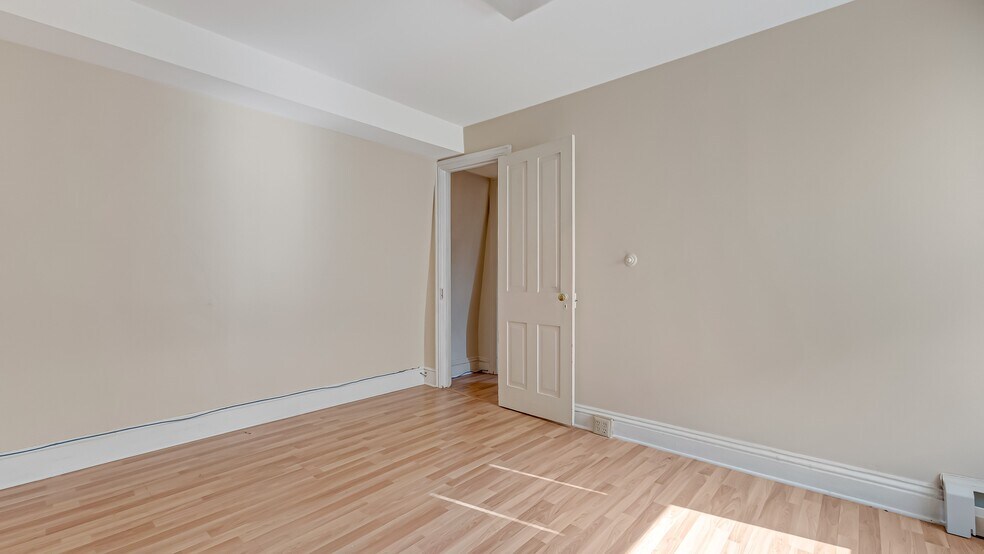 More Photos Of 207 W Broad St, Bethlehem Office For Sale