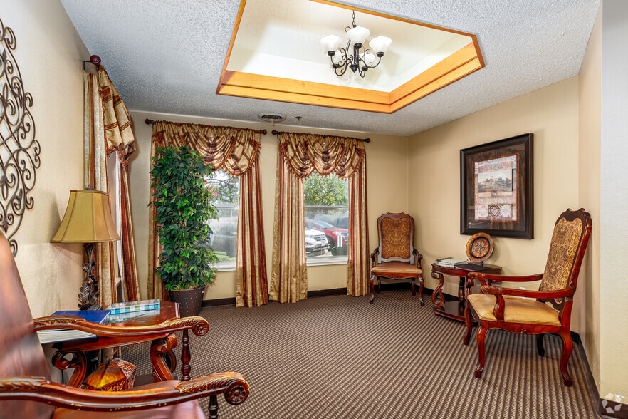 More Photos Of 2229 N Carroll Blvd, Denton Skilled Nursing Facility For Sale