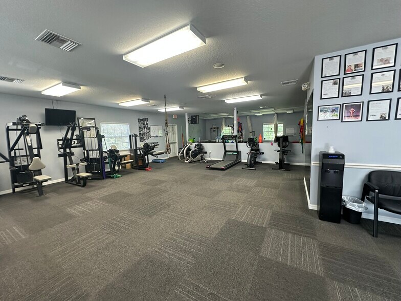 More Photos Of 10960 Sheldon Rd, Tampa Office For Sale