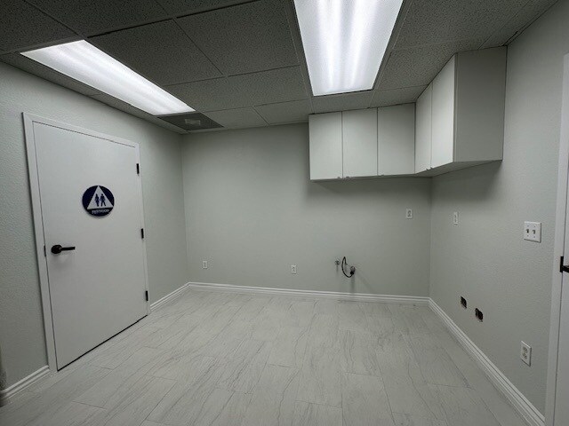 More Photos Of 12582 Garden Grove Blvd, Garden Grove Medical For Lease