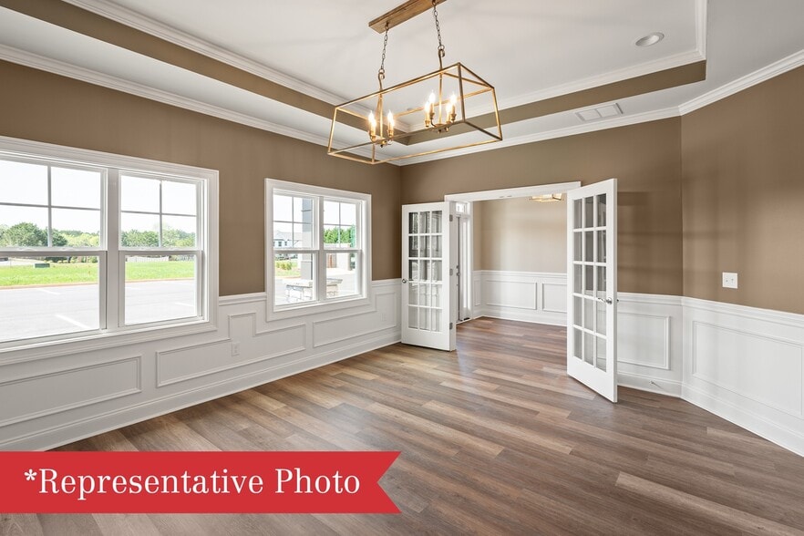 More Photos Of 1060 Garland Dr, Bogart Office For Sale