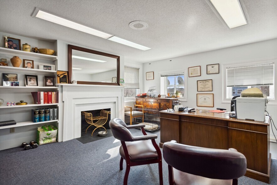 More Photos Of 27 Elm St, New Haven Office Residential For Sale