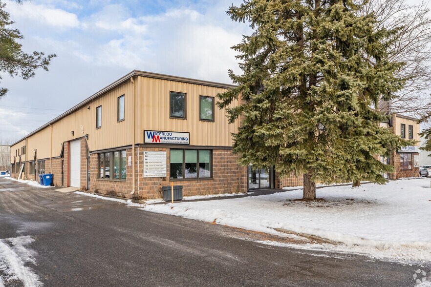 Primary Photo Of 42 Antares Dr, Ottawa Showroom For Lease