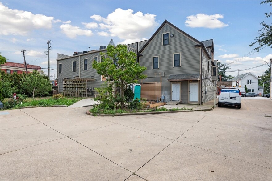 More Photos Of 5808-5810 Detroit Ave, Cleveland Storefront Retail Residential For Lease