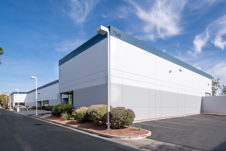 More Photos Of 7310 Smoke Ranch Rd, Las Vegas Unknown For Lease