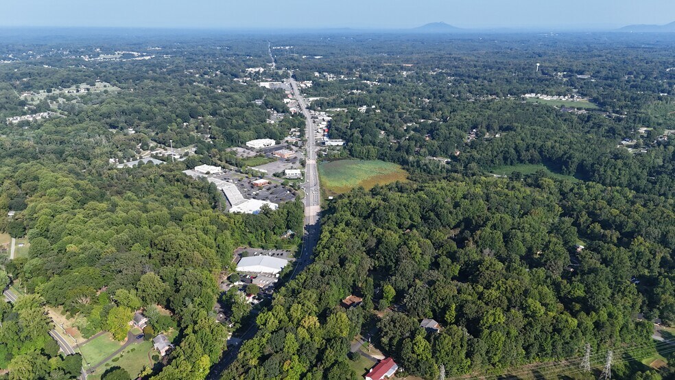 More Photos Of 3234 Reynolda Rd, Winston Salem Office For Sale