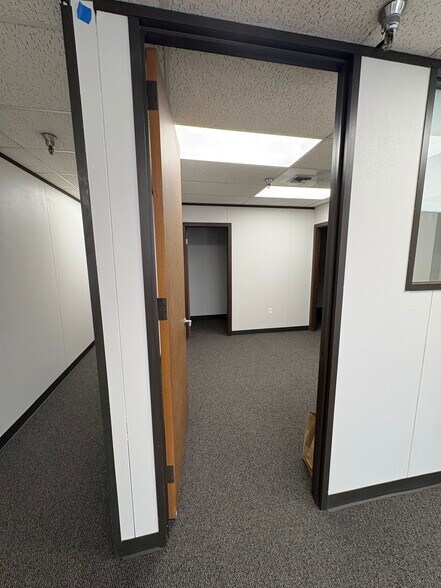 More Photos Of 5150-5160 Fox St, Denver Warehouse For Lease