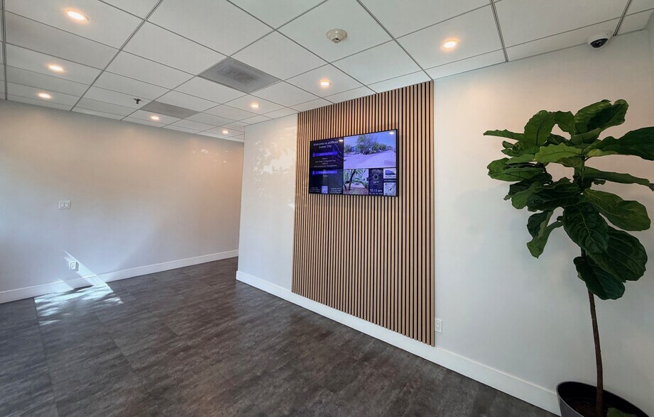 More Photos Of 10549-10555 Jefferson Blvd, Culver City Unknown For Lease