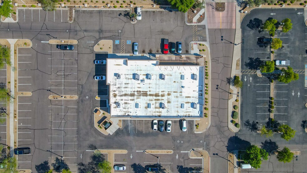 More Photos Of 5803 W Northern Ave, Glendale Freestanding For Lease