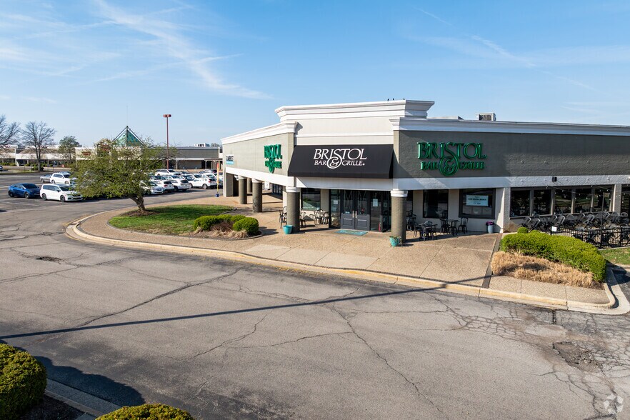 More Photos Of 150-300 N Hurstbourne Pky, Louisville General Retail For Sale