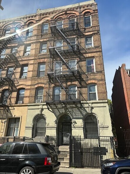 More Photos Of 717 E 5th St, New York Apartments For Sale