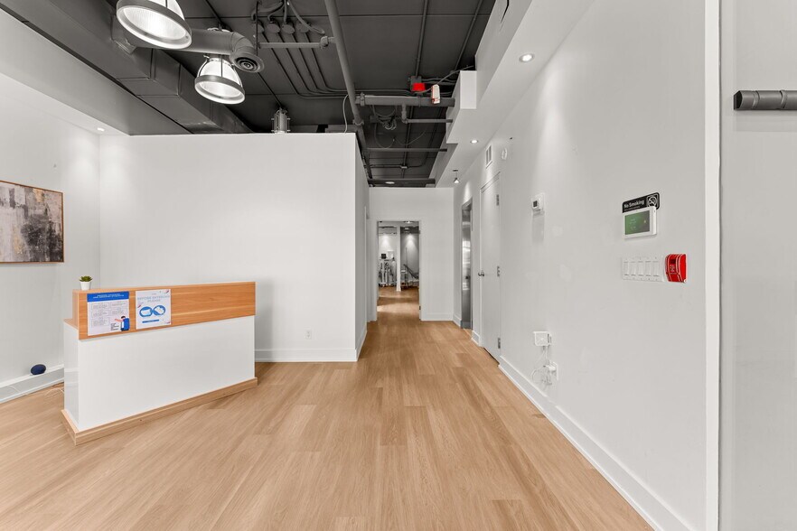 More Photos Of 21 Camden St, Toronto Office For Sale