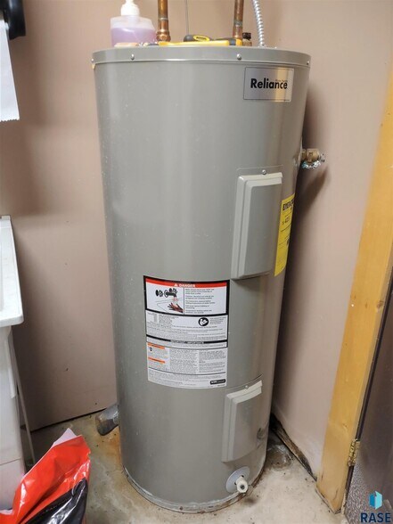 More Photos Of 1300 SE 3rd Ave, Miller Land For Sale