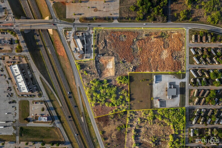 More Photos Of 2221 Airport Dr, Wichita Falls Land For Sale
