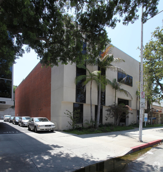 Primary Photo Of 1445 Huntington Dr, South Pasadena Office For Lease