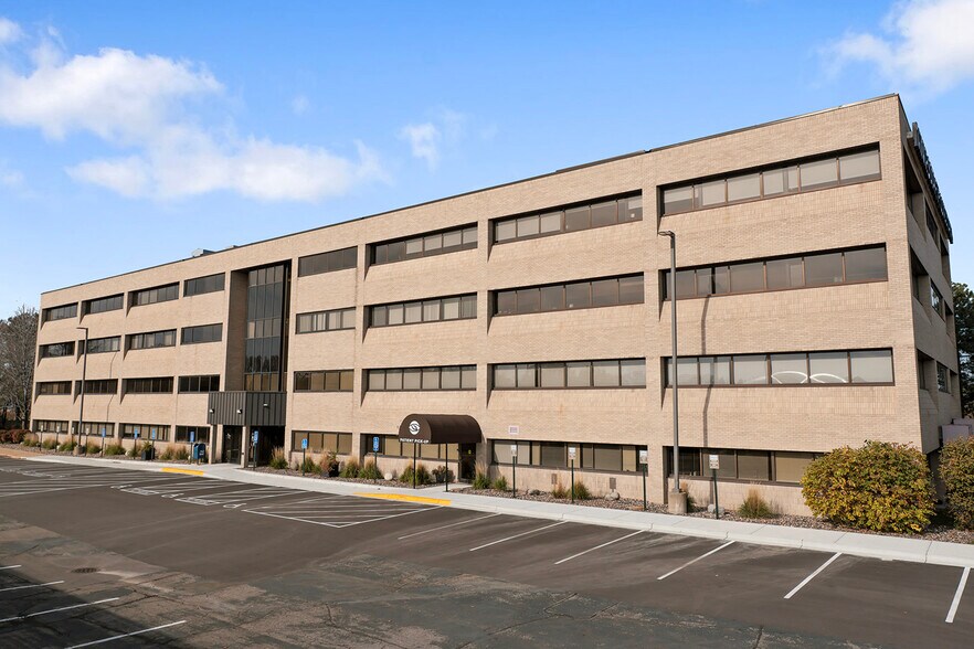 More Photos Of 9801 S Dupont Ave, Bloomington Office For Lease