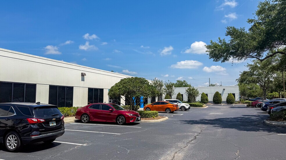 More Photos Of 5776 Hoffner Ave, Orlando Unknown For Lease