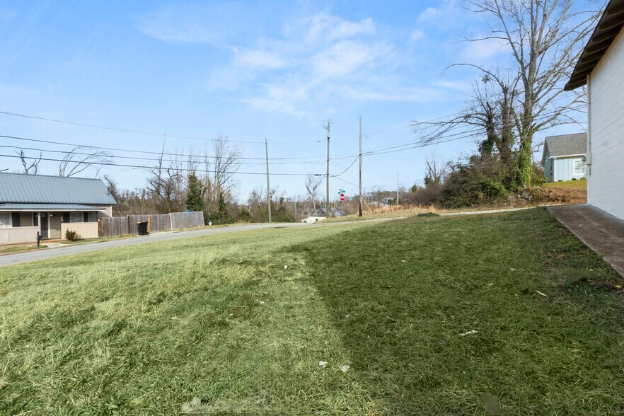 More Photos Of 3 Johnson Ave, Newnan Office Residential For Sale