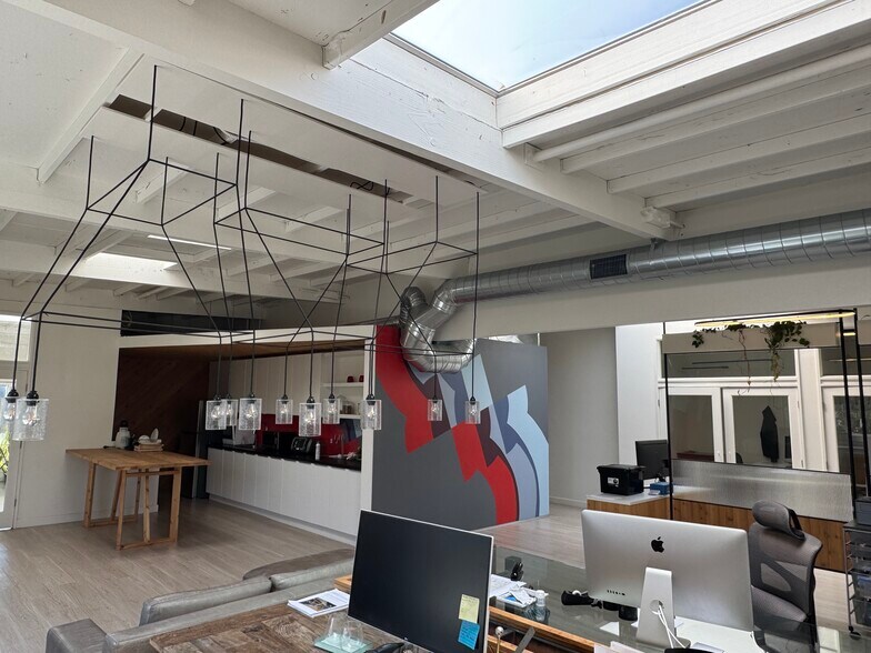 More Photos Of 441-475 Coloma St, Sausalito Light Manufacturing For Lease
