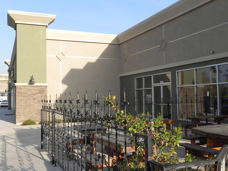 More Photos Of 2083 Orange Tree Ln, Redlands Freestanding For Lease