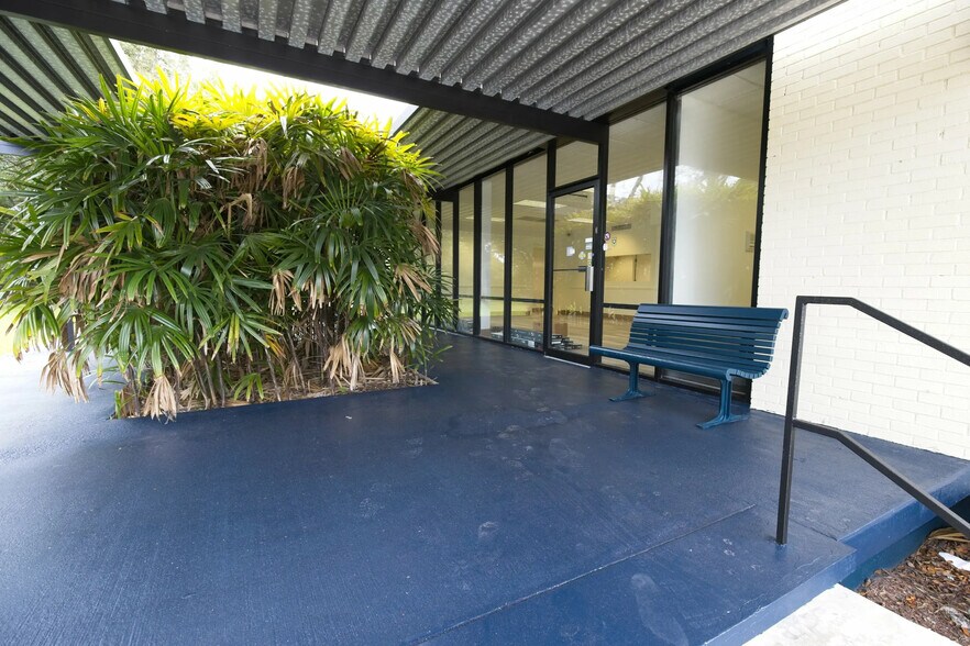 More Photos Of 440 Kingsley Ave, Orange Park Medical For Sale
