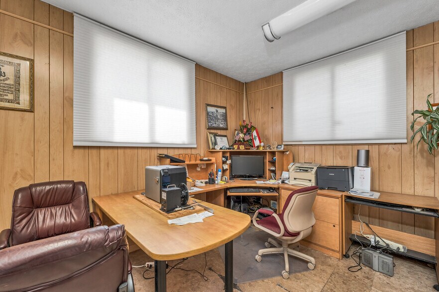 More Photos Of 22 Kendall Pond Rd, Derry Food Processing For Sale