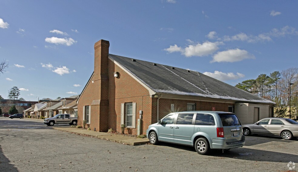 More Photos Of 372 S Independence Blvd, Virginia Beach Office For Lease