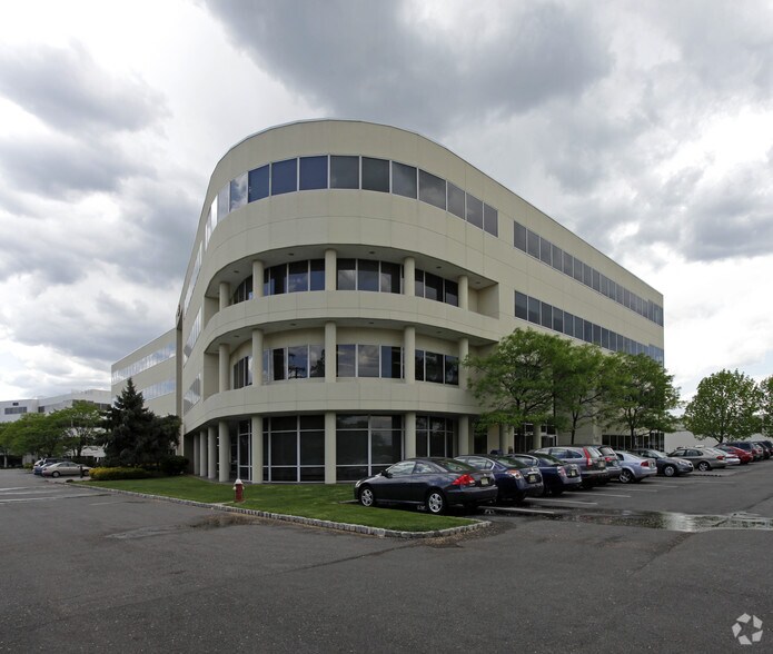 More Photos Of 165 Passaic Ave, Fairfield Office For Lease