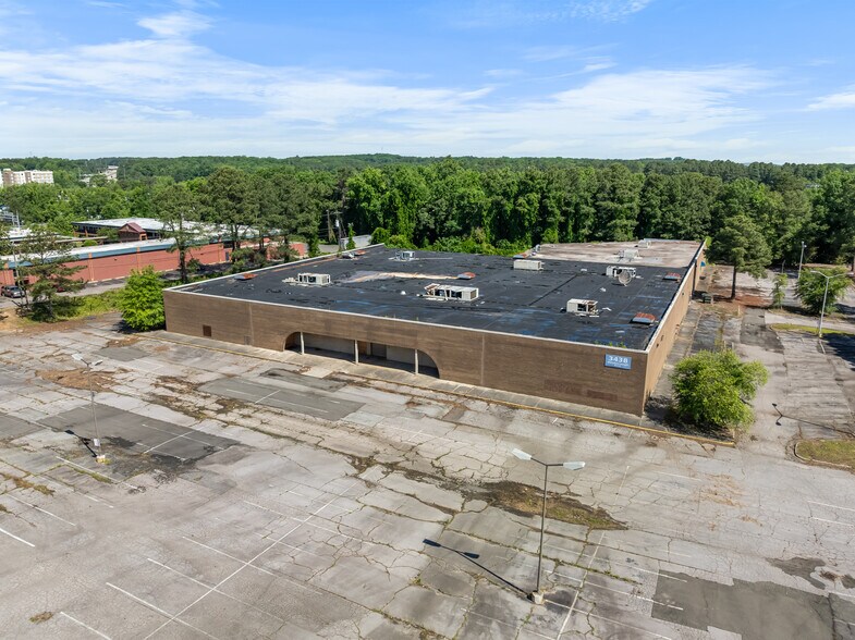 More Photos Of 3438 Hillsborough Rd, Durham Department Store For Sale