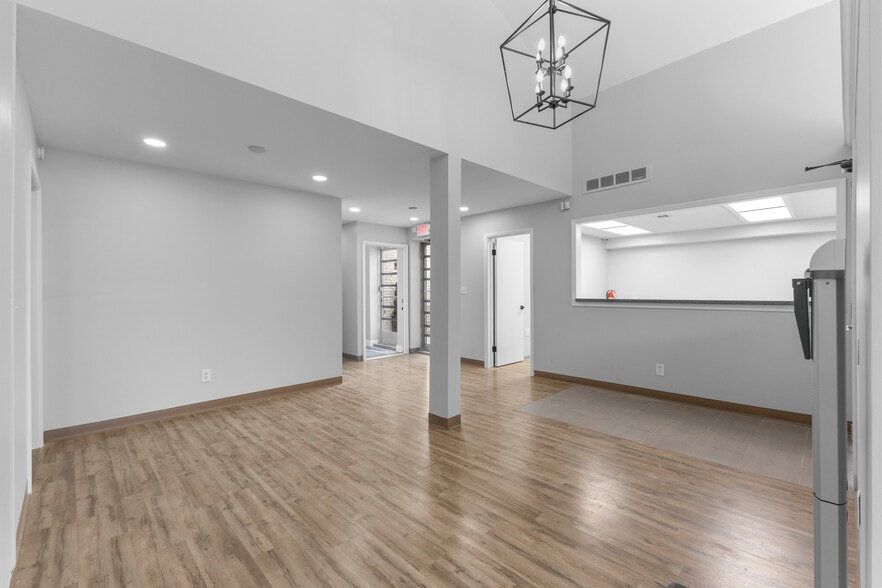 More Photos Of 17600 W Warren Ave, Detroit Office For Lease