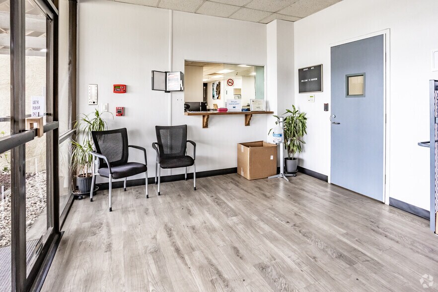 More Photos Of 1210 N Tustin Ave, Anaheim Warehouse For Lease