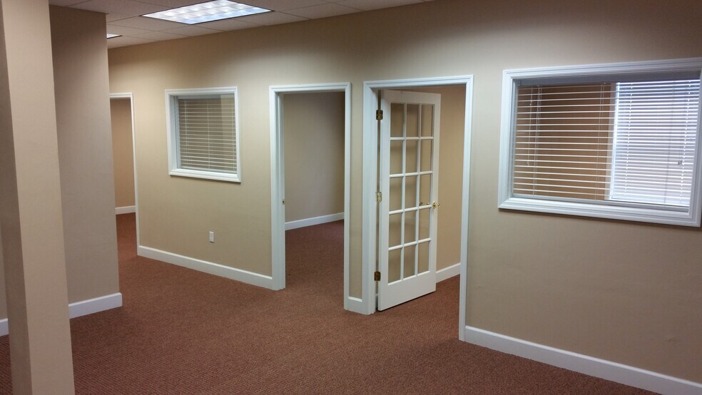 More Photos Of 1983 Centre Pointe Blvd, Tallahassee Office For Lease
