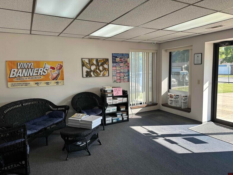 More Photos Of 300 Bomber Blvd, Mountain Home Industrial For Sale