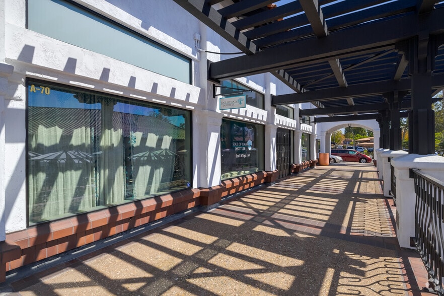 More Photos Of 162 S Rancho Santa Fe Rd, Encinitas Storefront Retail Office For Lease