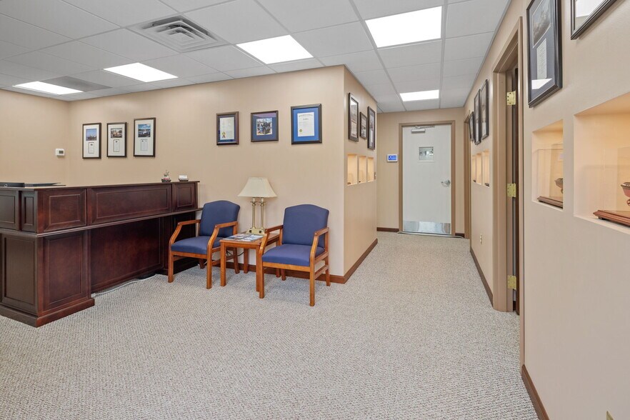 More Photos Of 30 Bolton Ln, West Creek Light Distribution For Sale