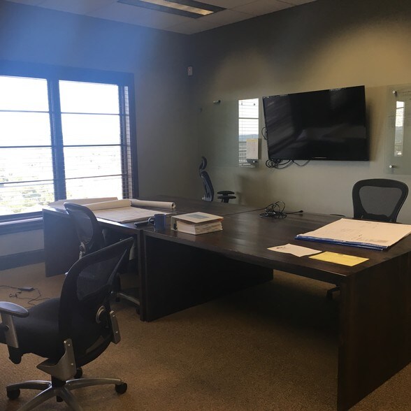 More Photos Of 3310 N Capital Of Texas Hwy, Austin Storefront Retail Office For Lease