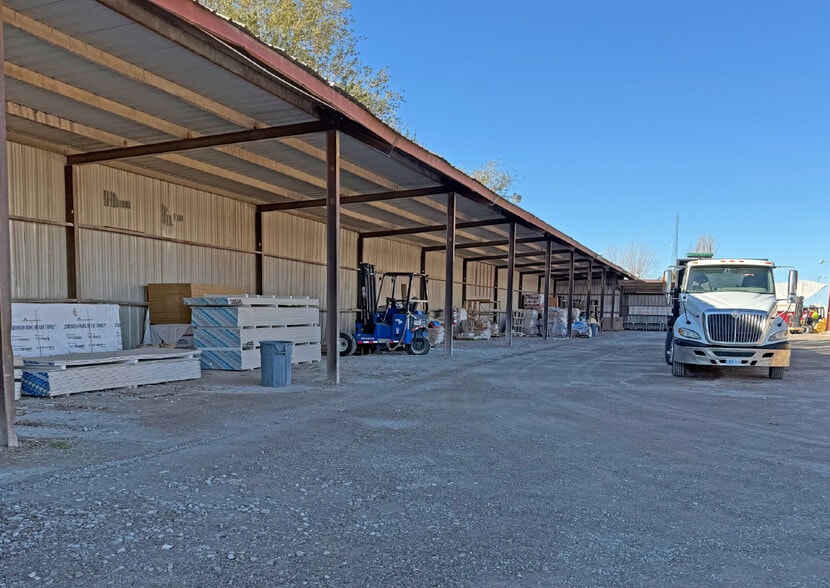 More Photos Of 2318 N White Sands Blvd, Alamogordo General Retail For Lease