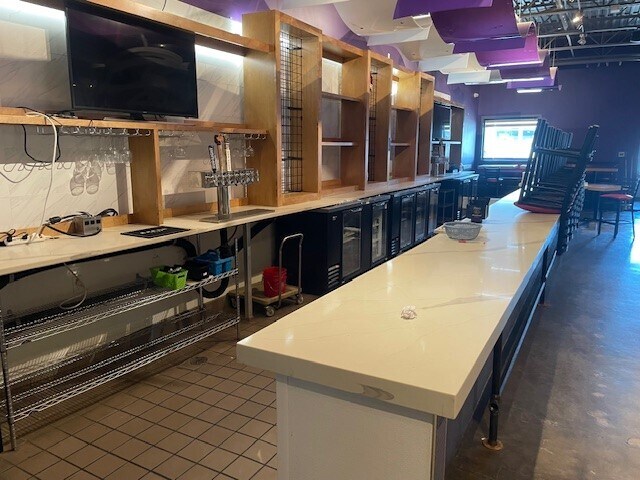 More Photos Of 3001 Bledsoe St, Fort Worth Freestanding For Lease