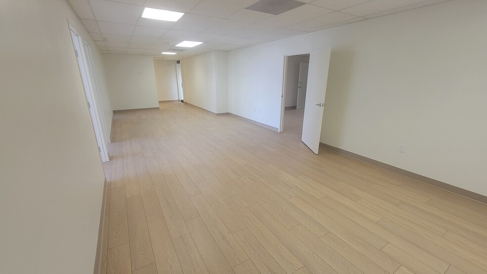 More Photos Of 3292 E Spring St, Long Beach Warehouse For Lease