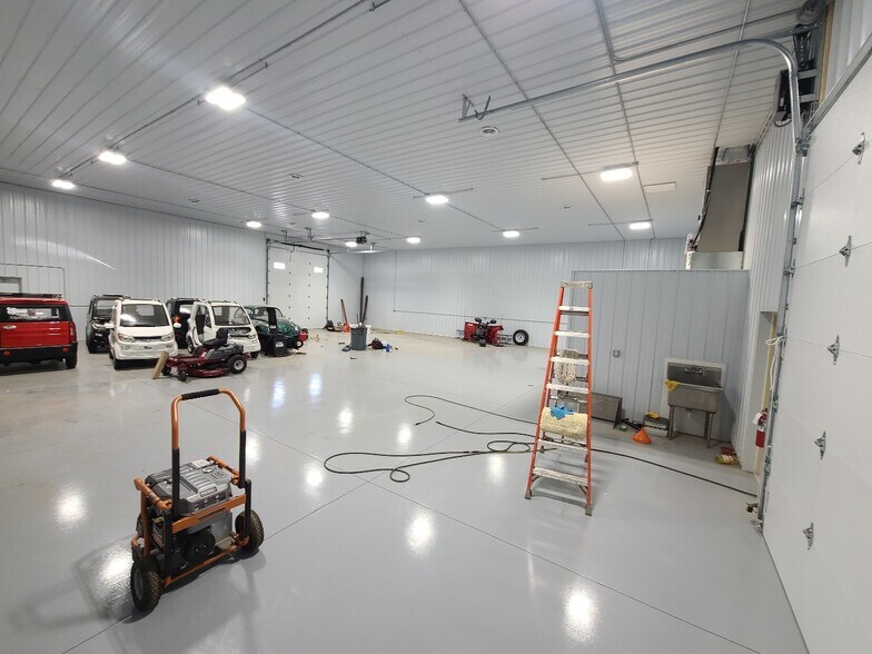 More Photos Of 31294 115th Ave, Saint Joseph Light Manufacturing For Sale