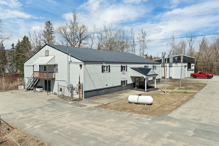 More Photos Of 55 Maynesboro St, Berlin Industrial For Sale