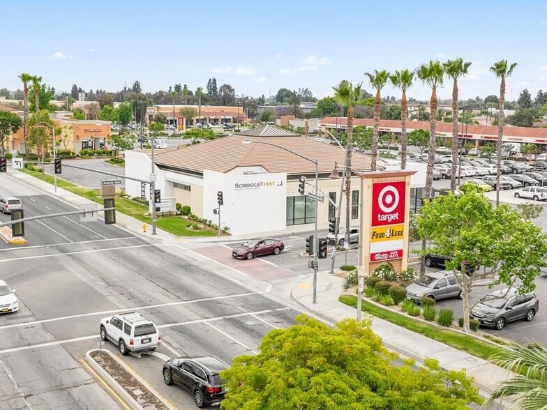 More Photos Of 8600-8800 Whittier Blvd, Pico Rivera Unknown For Lease