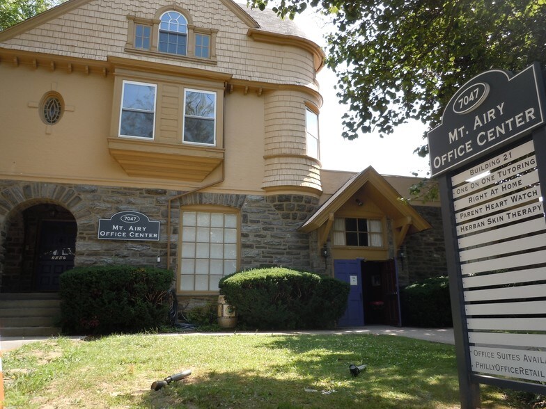 More Photos Of 7045-7047 Germantown Ave, Philadelphia Office For Lease