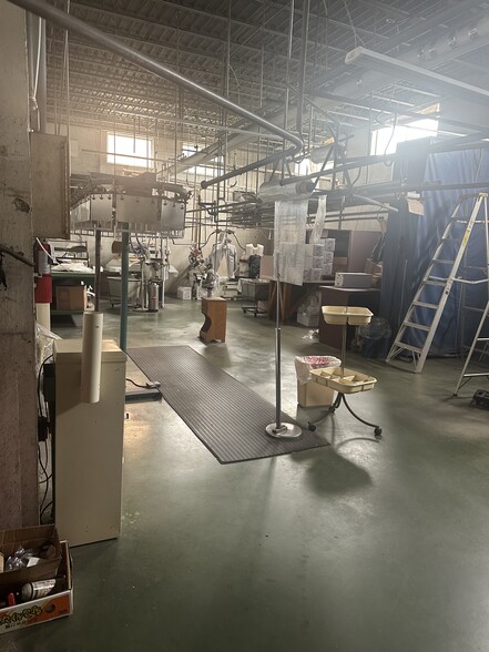 More Photos Of 1152 Court St, Clearwater Freestanding For Sale