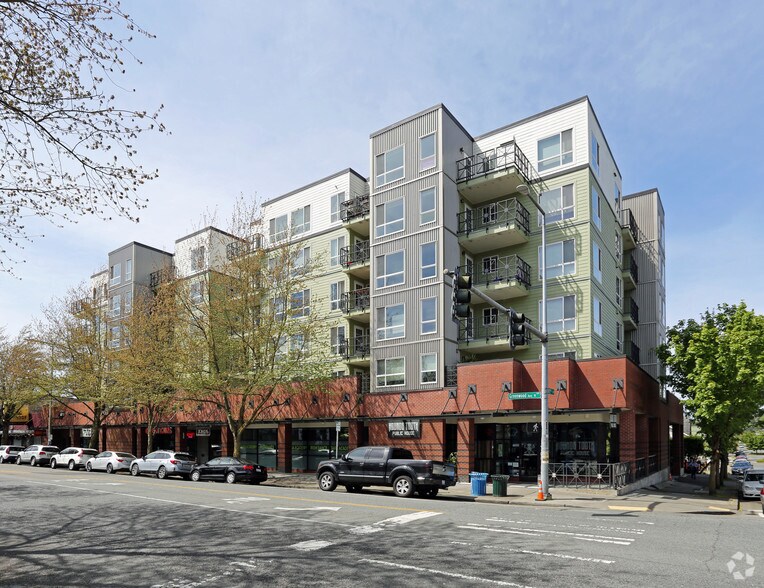 Primary Photo Of 8551 Greenwood Ave N, Seattle Apartments For Lease